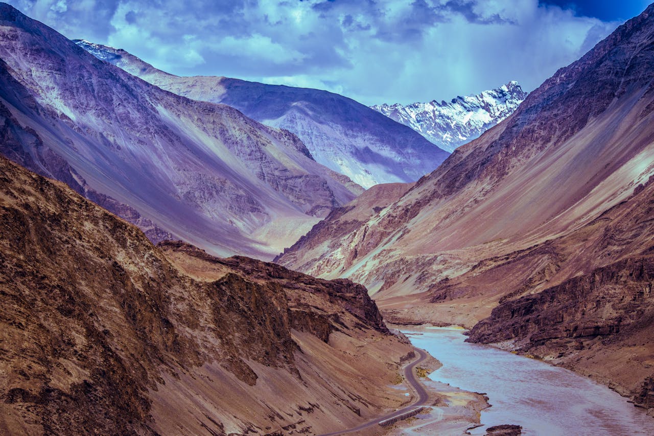 leh ladakh tour
